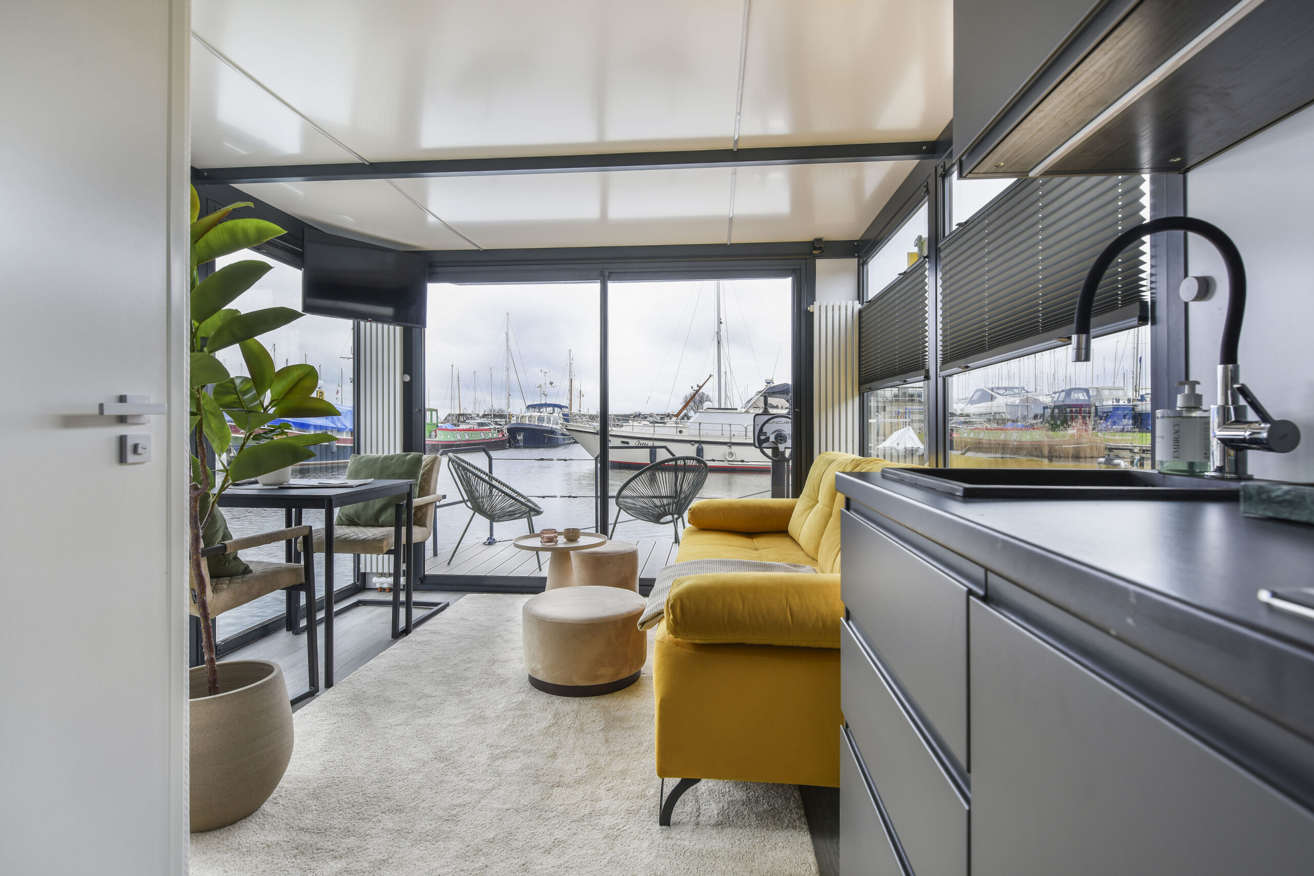 strandweg-150-suncube-2-zeewolde-house-photography-basic_006
